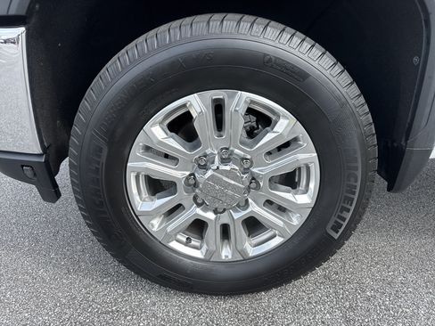 Used 2020 GMC Sierra 2500 4x4 Double Cab w/ Gooseneck/5TH Wheel Package image 16