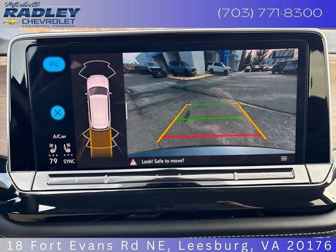 Used 2025 Volkswagen Atlas SE image 21