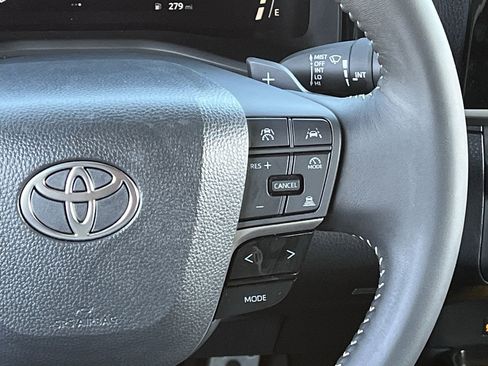 Used 2026 Toyota Camry SE w/ Convenience Package FWD image 14