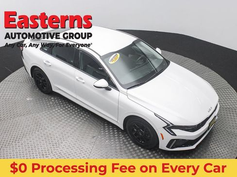 Used 2025 Kia K5 LXS FWD image 3