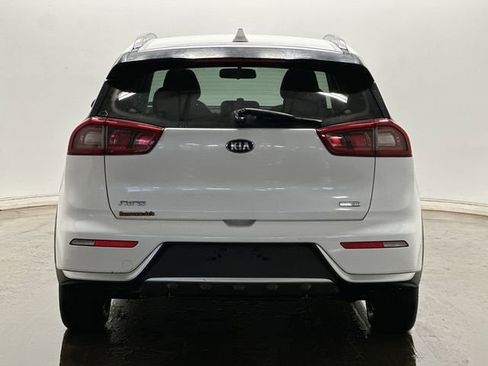 Used 2017 Kia Niro LX image 4