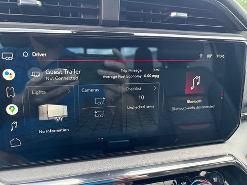 Certified 2022 GMC Sierra 1500 AT4 w/ AT4 Premium Package AWD/4WD image 32
