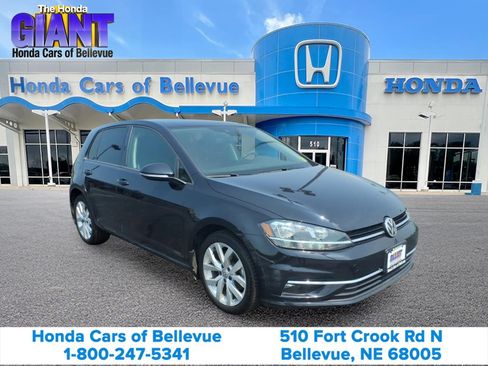 Used 2019 Volkswagen Golf SE FWD image 3
