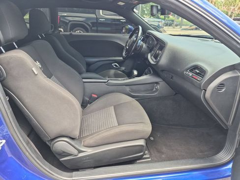 Used 2022 Dodge Challenger R/T Scat Pack RWD image 23