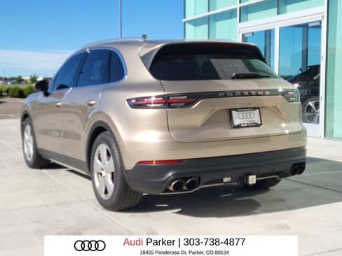 Used 2019 Porsche Cayenne S AWD/4WD image 3