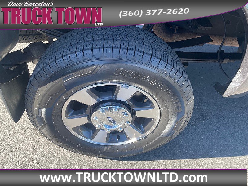 Used 2016 Ford F350 Lariat w/ Lariat Interior Package AWD/4WD image 34