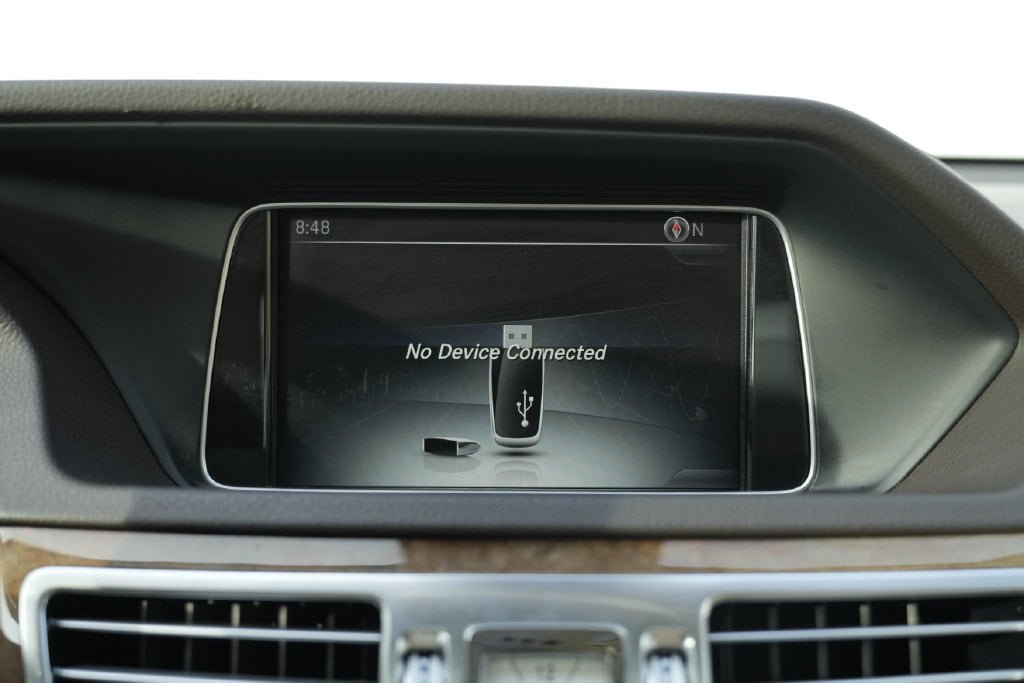 Used 2016 Mercedes-Benz E 350 4MATIC Sedan image 63
