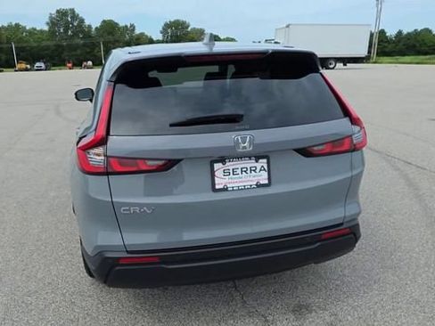 Used 2025 Honda CR-V EX-L image 8