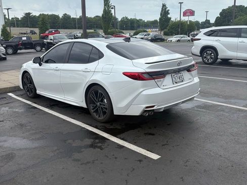 Used 2026 Toyota Camry XSE w/ Premium Plus Package FWD image 5
