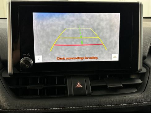 Used 2023 Toyota RAV4 LE AWD/4WD image 35