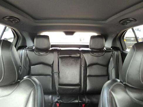 Used 2019 Cadillac XT4 Premium Luxury w/ Cold Weather Package FWD image 32