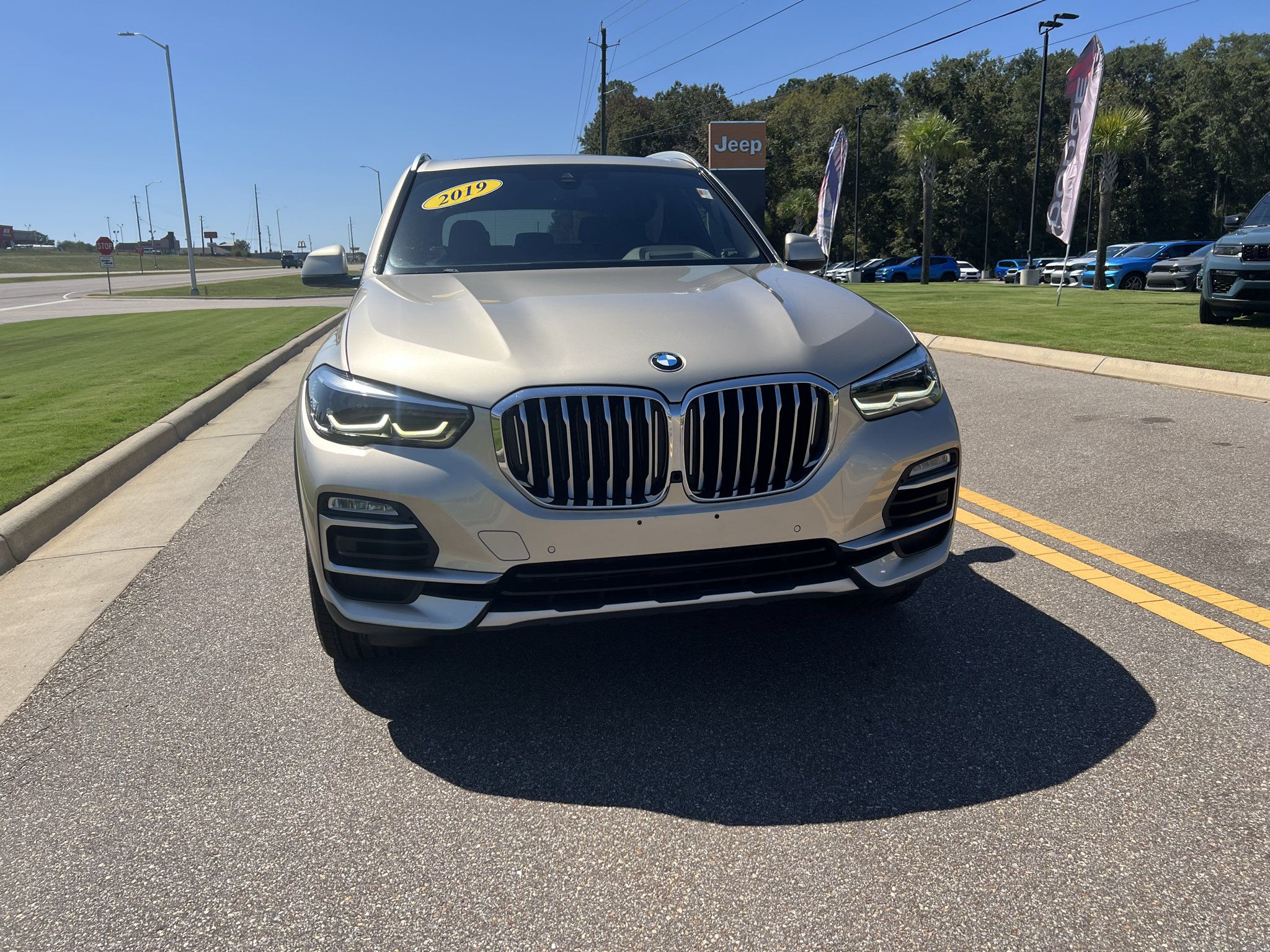 Used 2019 BMW X5 xDrive40i w/ Premium Package 2 AWD/4WD image 9