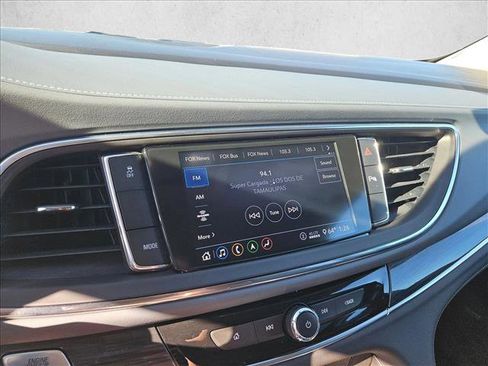 Used 2020 Buick Enclave Essence w/ Sport Touring Edition image 18