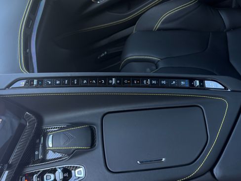 Used 2023 Chevrolet Corvette Stingray Premium Conv RWD image 67
