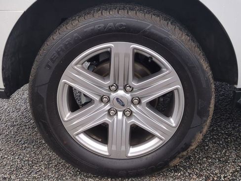 Used 2021 Ford Expedition XLT RWD image 11