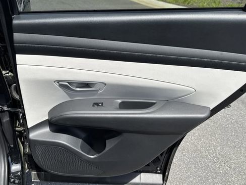 New 2026 Hyundai Tucson SEL FWD image 16