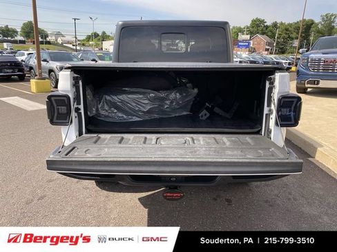 Used 2020 Jeep Gladiator Sport w/ Quick Order Package 24S AWD/4WD image 30