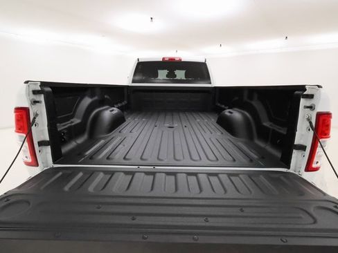 Used 2024 RAM 3500 Big Horn image 20