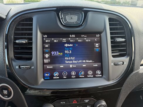 Used 2020 Chrysler 300 S w/ 300S Premium Group image 23