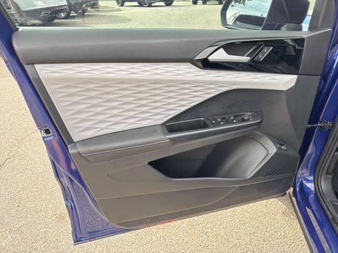 Certified 2024 Volkswagen Taos S image 11