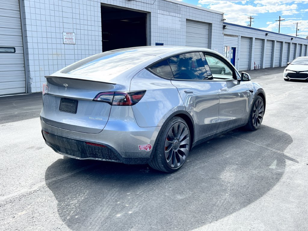 Used 2024 Tesla Model Y Performance AWD/4WD image 4