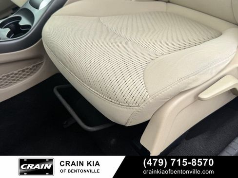Used 2015 Dodge Journey American Value Package w/ Flexible Seating Group FWD image 23