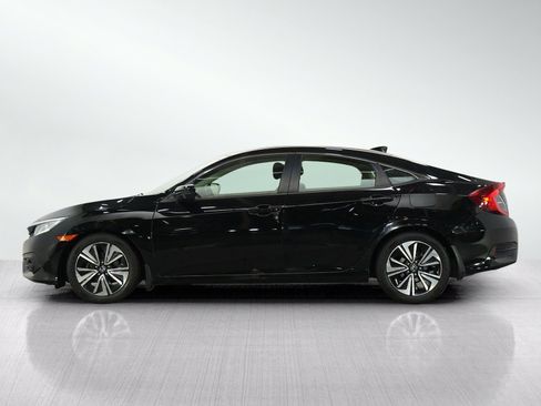 Used 2018 Honda Civic EX-T image 2