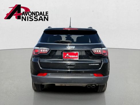 Used 2018 Jeep Compass Limited w/ Navigation Group FWD image 6