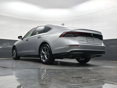 Used 2024 Honda Accord EX image 35