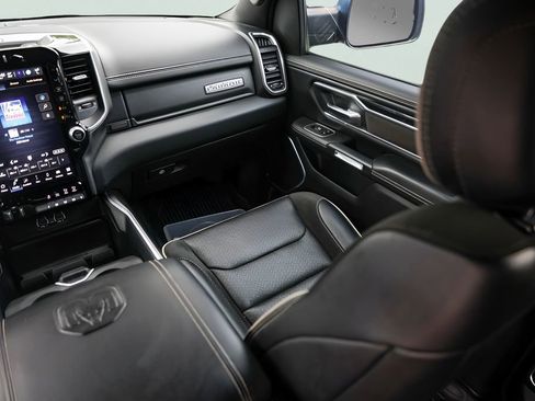 Used 2022 RAM 1500 Laramie w/ Sport Appearance Package AWD/4WD image 32