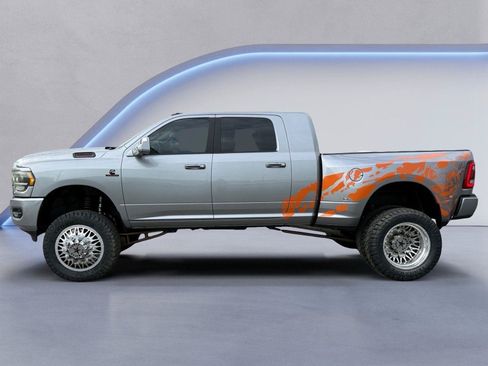 Used 2019 RAM 3500 Big Horn AWD/4WD image 6