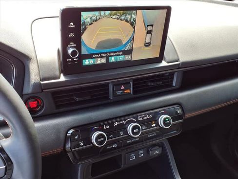 Used 2025 Honda Pilot TrailSport image 21