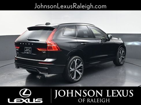 Used 2025 Volvo XC60 T8 Ultra w/ Climate Package image 9
