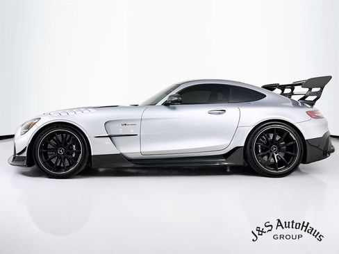 Used 2021 Mercedes-Benz AMG GT Black Series image 4