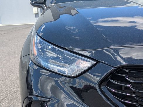 Used 2022 Toyota Highlander XSE image 9