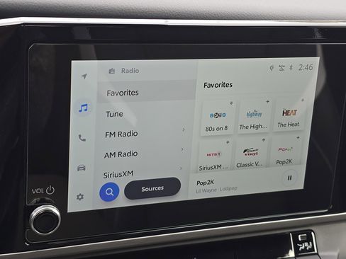 Used 2025 Toyota Camry SE image 19