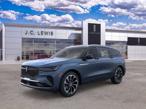 New 2026 Lincoln Nautilus Reserve AWD/4WD image 2