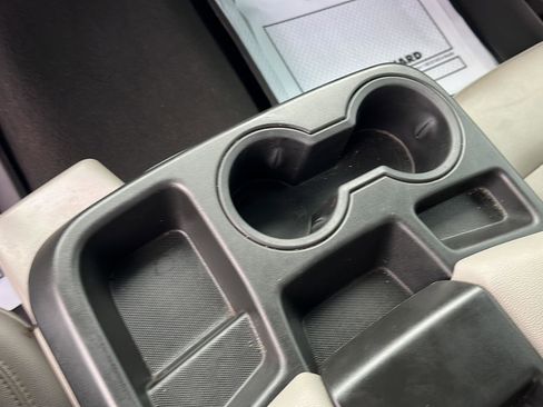 Used 2022 GMC Sierra 1500 SLT w/ Max Trailering Package image 16