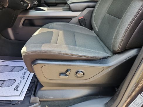 Used 2022 RAM 1500 Big Horn AWD/4WD image 22