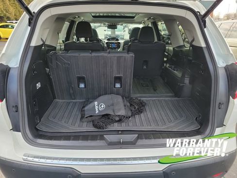 Used 2022 Subaru Ascent Touring image 18