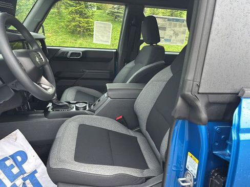 New 2025 Ford Bronco 4-Door AWD/4WD image 10