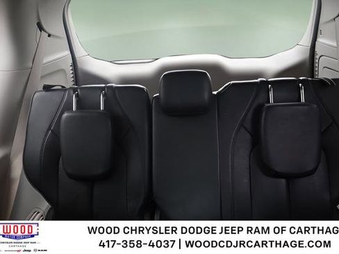 Used 2020 Chrysler Pacifica Limited w/ Advanced Safetytec Group FWD image 25