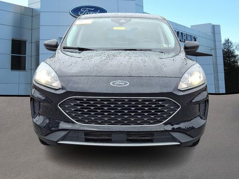 Certified 2022 Ford Escape SE w/ Convenience Package image 3