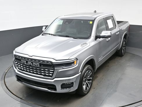 Used 2025 RAM 1500 Limited image 40