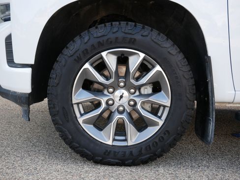 Used 2022 Chevrolet Silverado 1500 RST image 7