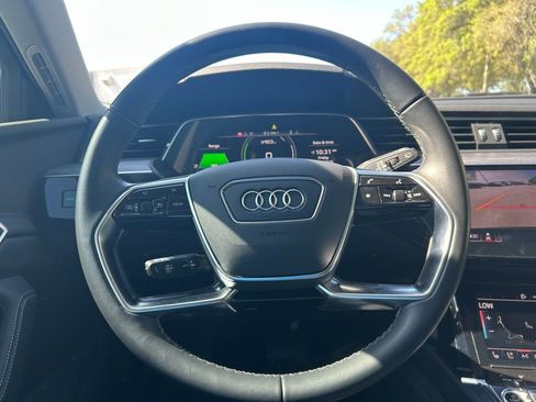 Used 2024 Audi Q8 e-tron Premium Plus w/ Premium Plus Package AWD/4WD image 19