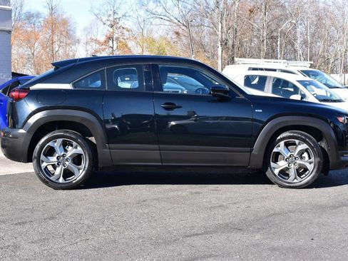 Used 2023 MAZDA MX-30 Electric w/ Premium Plus Pkg FWD image 4