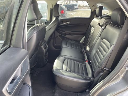 Used 2024 Ford Edge SEL image 10