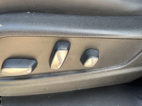 Used 2019 Cadillac XT5 Premium Luxury image 11