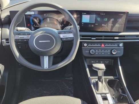 New 2026 Hyundai Tucson SE image 4